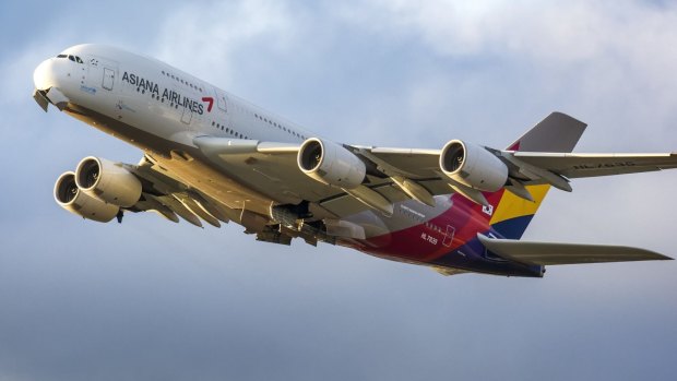 没有访问模拟器,韩国韩亚航空公司被迫飞的a380圈保持其飞行员认证。