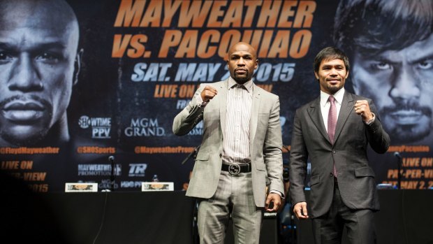 Floyd Mayweather Jr. (left) and Manny Pacquiao at a news conference in Las Vegas.