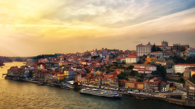 Porto, where the Douro River empties into the Atlantic; the sleepy
Douro River.