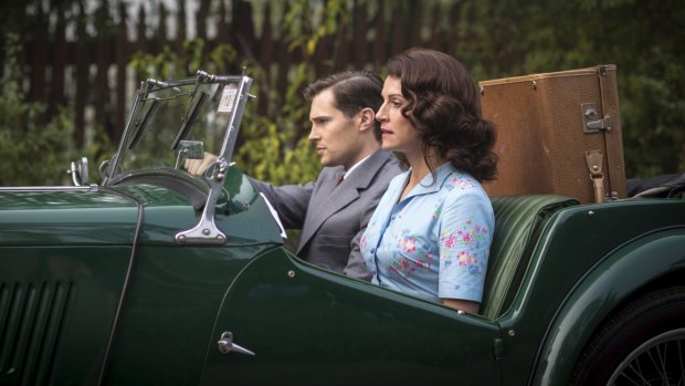 David Berry and Sara Wiseman as James and Carolyn Bligh in <i>A Place To Call Home</i>.