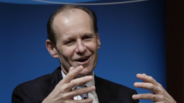 ANZ chief executive Shayne Elliott is trying wrap his hands around the future of banking with a major overhaul of the workplace. 