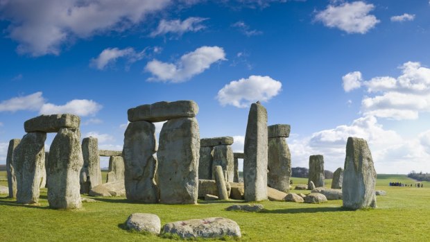 Stonehenge: Was it just a giant game of dominoes?