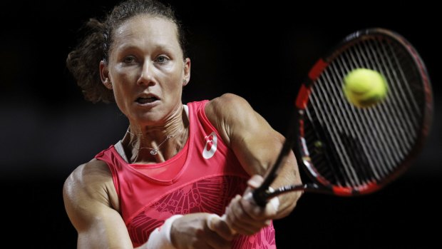 Samantha Stosur is through to the quarters.