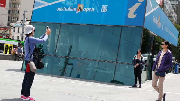 Chinese visitors rank shopping as their No. 2 activity in Melbourne.