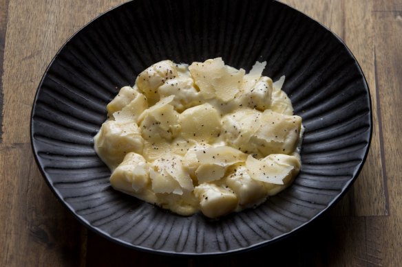 Gnocchi cacio e pepe.