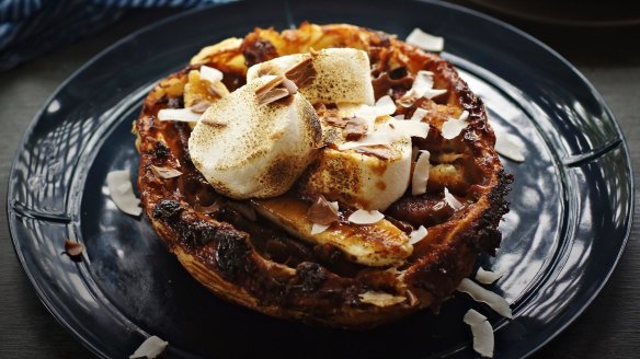 Banoffee pie meets tarte tatin.