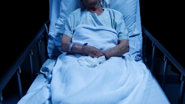 'Time to say goodbye': a British doctor says cancer is the best way to die. 