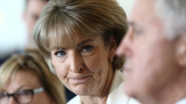 The CPSU has called for Michaelia Cash and Malcolm Turnbull to rethink the government's bargaining policy.