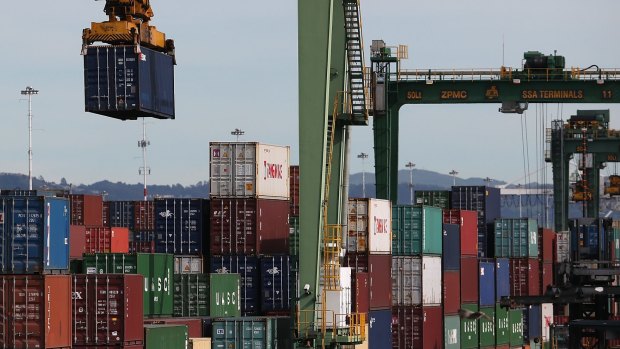 Stowaways and ship deserters: the other faces of illegal sea arrivals