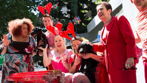 Clover Moore with Casey Donovan and children's entertainers SplashDance.