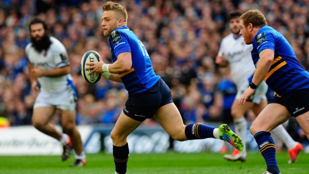 DUBLIN, IRELAND - APRIL 04:  Ian Madigan of Leinster starts an attack during the European Rugby Champions Cup Quarter Final match between Leinster Rugby and Bath Rugby at Aviva Stadium on April 4, 2015 in Dublin, Ireland.  (Photo by Stu Forster/Getty Images) Ian Madigan