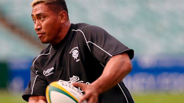 All Blacks great Jerry Collins was killed in a car crash along with his wife.