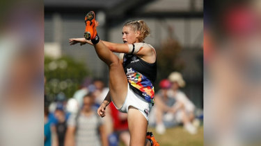 The photo of Carlton footballer Tayla Harris which attracted sexualised online troll comments, prompting Channel Seven to controversially remove it from their social media channels.
