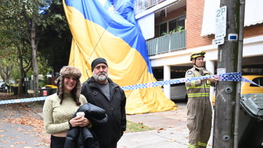 Zoe and Darren Dwojacki were passengers on the hot air balloon that landed on an apartment block in Elwood.