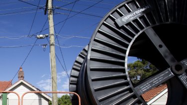 Ausgrid's sale to AustralianSuper and IFM Investors as part of a "unsolicited proposal" was harshly criticised by the NSW Auditor-General.