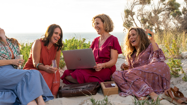 Hayley (Hayley McElhinney),  Monique (Tasma Walton), Gina (Sally Phillips) and Sandra (Caroline Brazier) are supportive best friends in How to Please a Woman.
