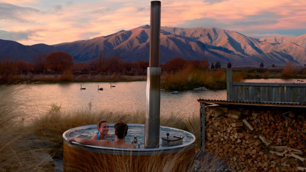 Sooth your muscles with a hot tub at Omarama.
