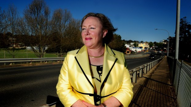 Yass mayor Rowena Abbey has moved to sever business-ties with Rohan Arnold after his arrest in Serbia in a major drugs investigation.