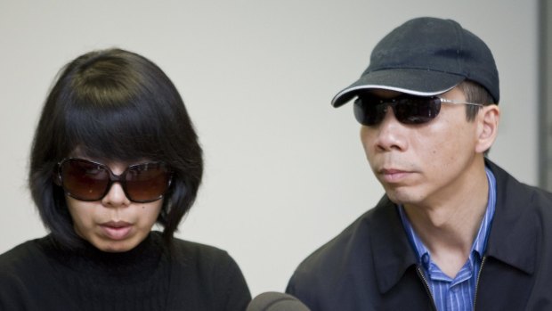 Robert Xie and Kathy Lin during their 2009 public appeal to find the Lin family killers.
