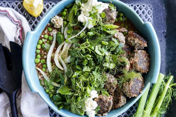 This lamb meatball bowl straddles the seasons.