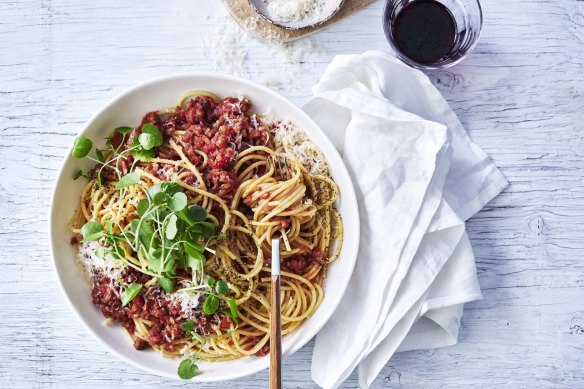 Vegetarian cauliflower ragu pasta recipe.