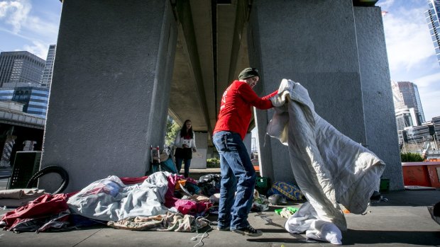 Melbourne City Council has been flooded with complaints about homeless people in the CBD. 