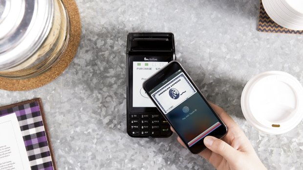 Allowing banks to team up in Apple Pay negotiations would reduce competition to provide the payment services customers want, the ACCC said.