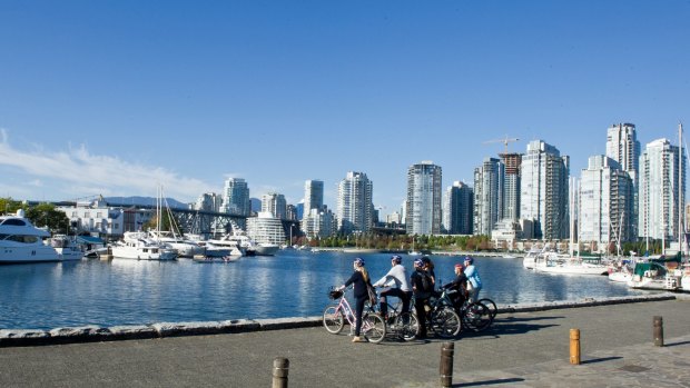 A cycle tour around Yaletown.