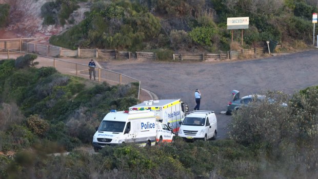 Police look for evidence after Michelle Leng's body was found at the blowhole at Snapper Point in the Central Coast.