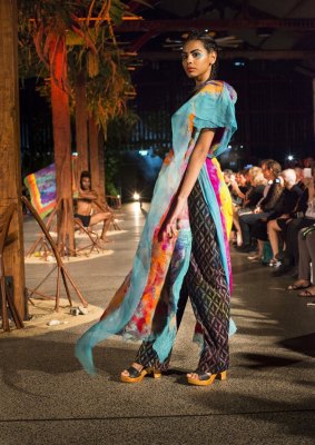 A design from the 2015 Cairns Indigenous Art Fair fashion show curated by Grace Lilian Lee.