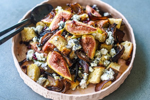 Slow-roasted onions, toasted sourdough, fresh figs and goat's cheese intermingle in this sweet and shiny salad.