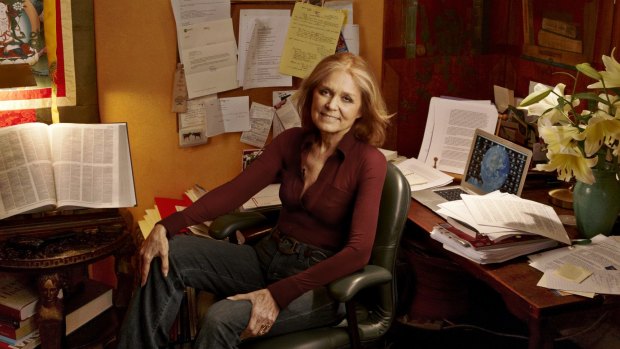 Gloria Steinem, pretty much the epitome of stylish cool. 