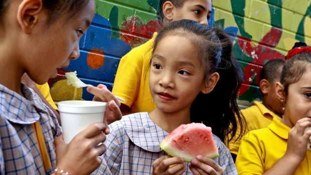 Cabramatta Public School has a pop-up breakfast canteen offering healthy food.