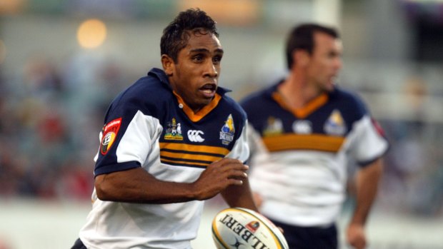 Andrew Walker playing for the Brumbies in 2003.