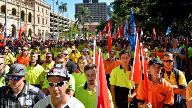 The CFMEU says hundreds of miners could be suffering from black lung.