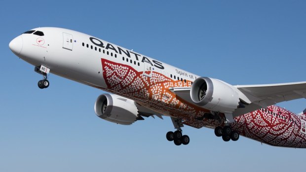 Qantas plans to fly Boeing 787 Dreamliners from Brisbane to Chicago from April next year.