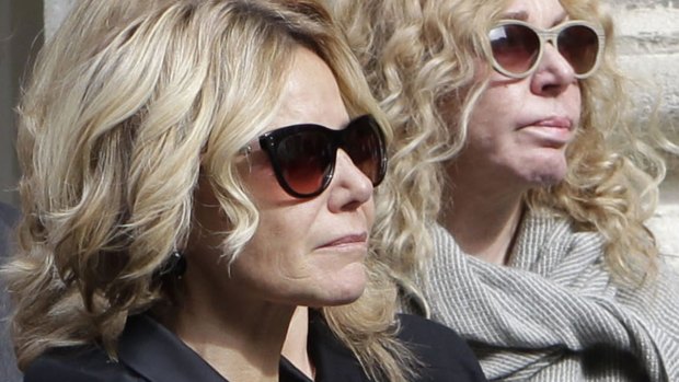 The daughter of the Duchess of Alba arrives for her funeral.