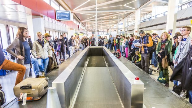 With all the new technology being deployed, can't airports do something about baggage carousels?