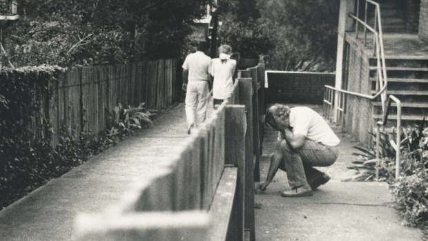 Detectives inspect the scene at Lane Cove where a woman was murdered by ''Granny Killer'' John Wayne Glover in 1989.