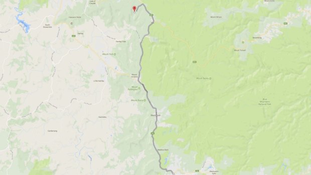 Tourists arriving at Valley View road (the red pin) needed to drive another 30 kilometers south to get to Katoomba.