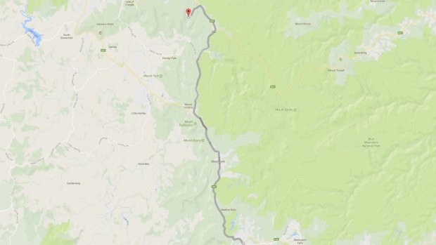 Tourists arriving at Valley View road (the red pin) needed to drive another 30 kilometers south to get to Katoomba.