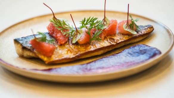 Blue Mackerel with pickled beetroot and ruby grapefruit at Bar Rochford.