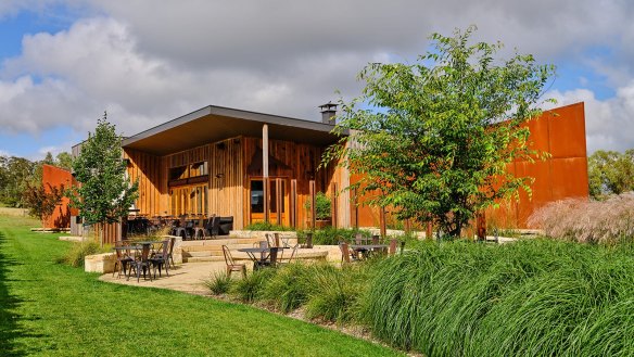 Bendooley Estate cellar door. 