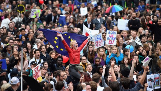 Protests against Brexit: Investors fear London office prices will fall.