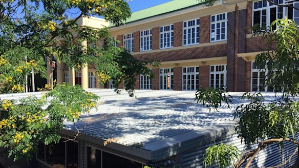 Temporary classrooms at West End State School