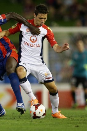 Adelaide's Isaias "always hits the deck", according to Kevin Muscat.