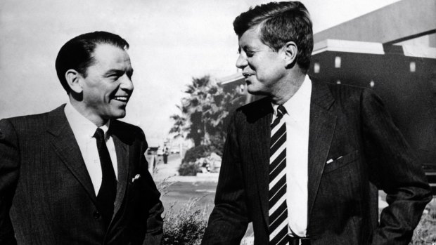  Frank Sinatra (left) and John F. Kennedy.