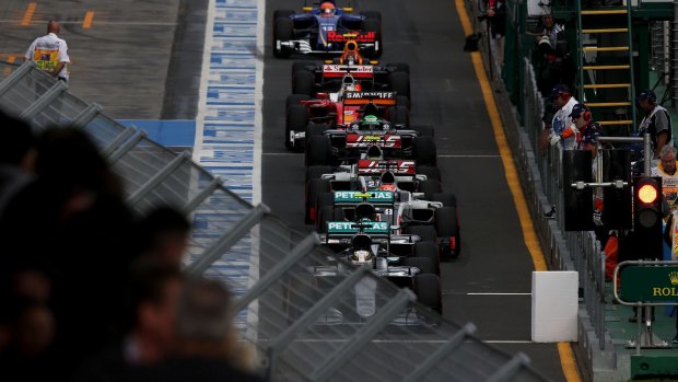 Lewis Hamilton's Mercedes at the front of the grid in qualifying at Albert Park