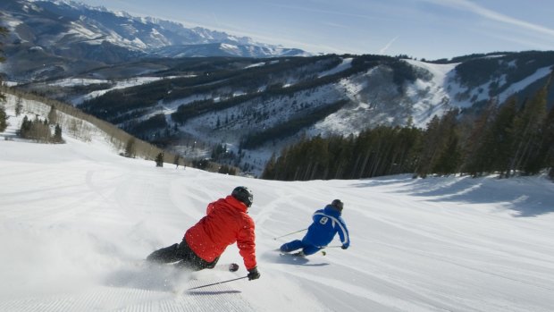 A student follows a Beaver Creek Ski School instructor.