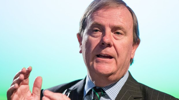 Former Treasurer Peter Costello has resisted calls for the Future Fund to divest from fossil fuels.